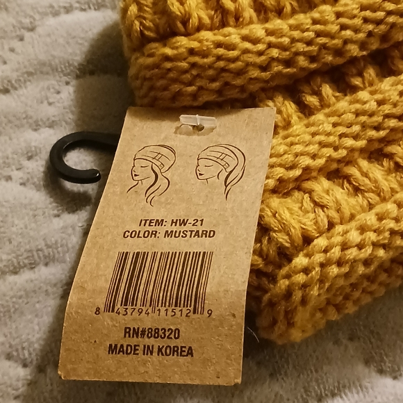 NWT! C.C Winter Head/Ear Warmer - Picture 6 of 6